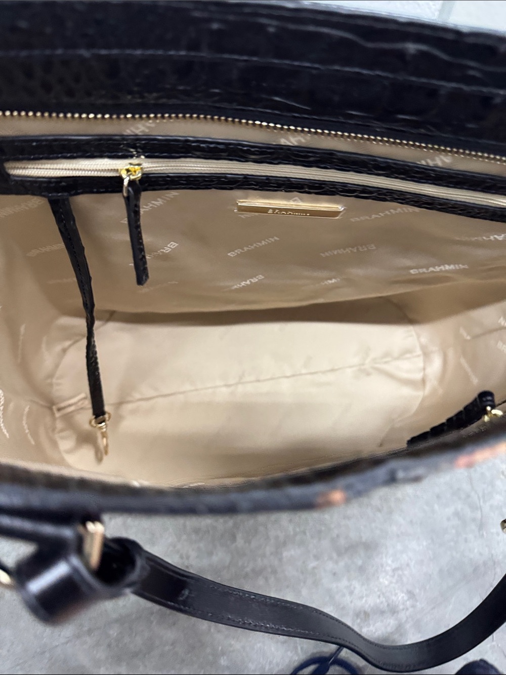 Brahmin Black Croc “Ezra untamed Kairos” Tote with Leopard-Print Center Panel - Picture 6 of 9